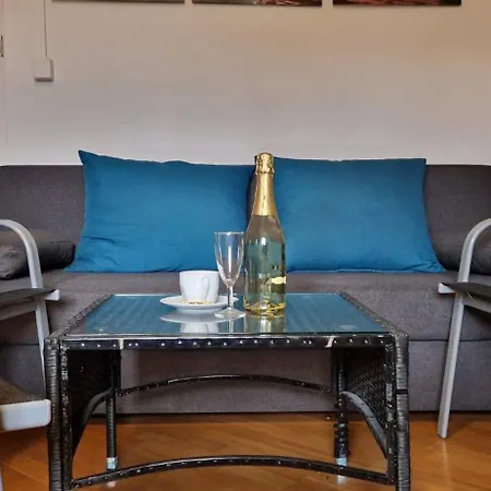 Apartmenthaus Lägenhet