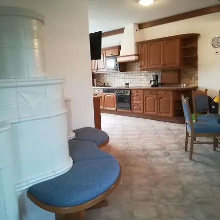 Apartmenthaus * Mitterfeld